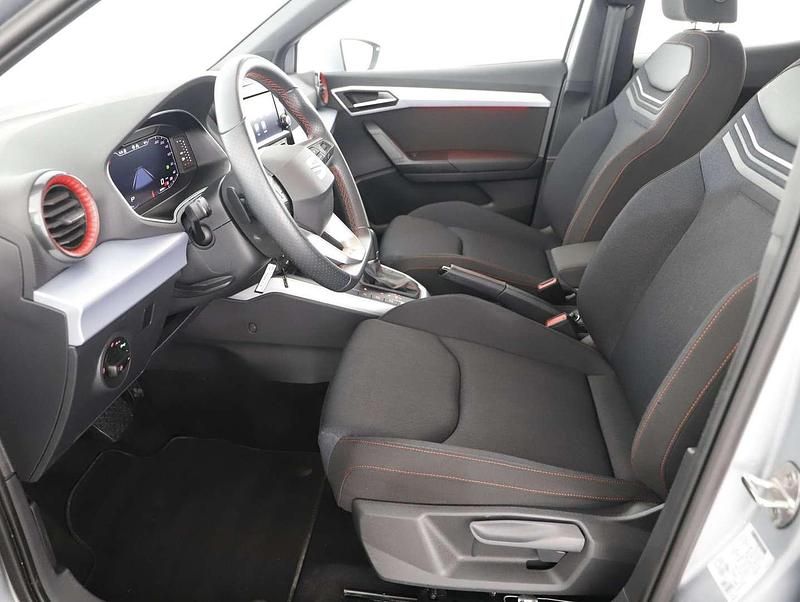 Gebraucht Seat Arona FR 110 PS (80 kW) 2024 Silber  normal SUV