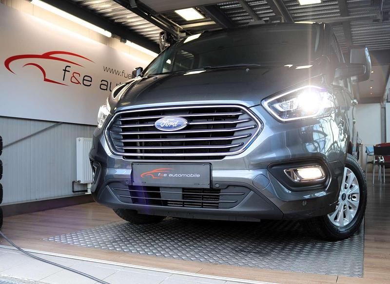 Grau Gebraucht 2020 Ford Transit Custom Titanium Van | € 34.490 (Etwas zu teuer) - Bild 1/4