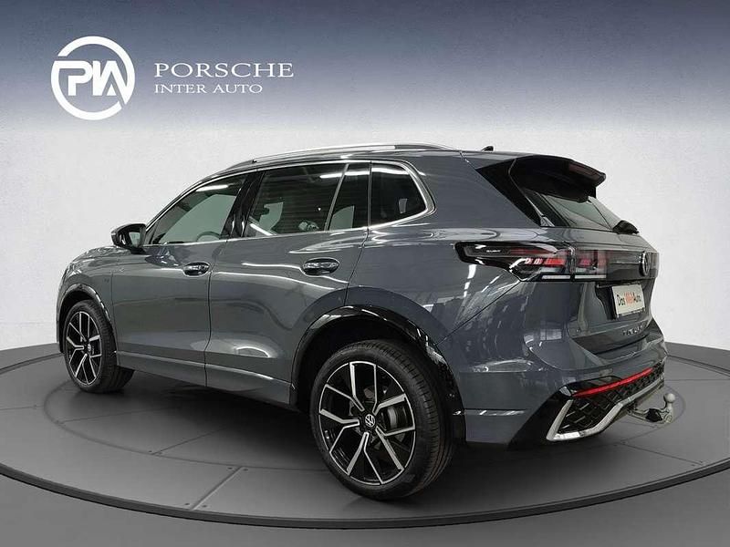 Gebraucht VW Tiguan Sport 150 PS (110 kW) 2025 Mittelgrau  metallic SUV
