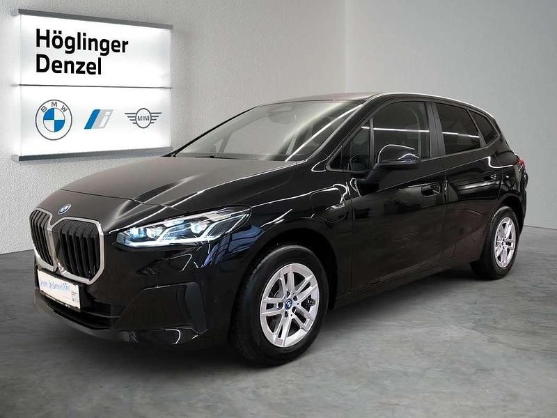 Gebraucht BMW 225 Efficient Dynamics 136 PS (100 kW) 2022 Schwarz Van / Kleinbus
