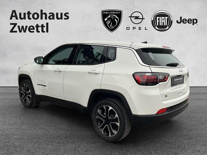 Gebraucht Jeep Compass Altitude 131 PS (96 kW) 2024 Weiß SUV