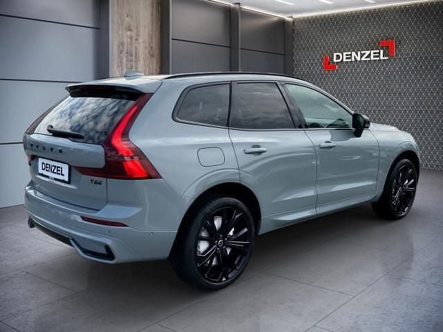 Neu Volvo XC60 Plus 253 PS (186 kW) 2025 Grau SUV