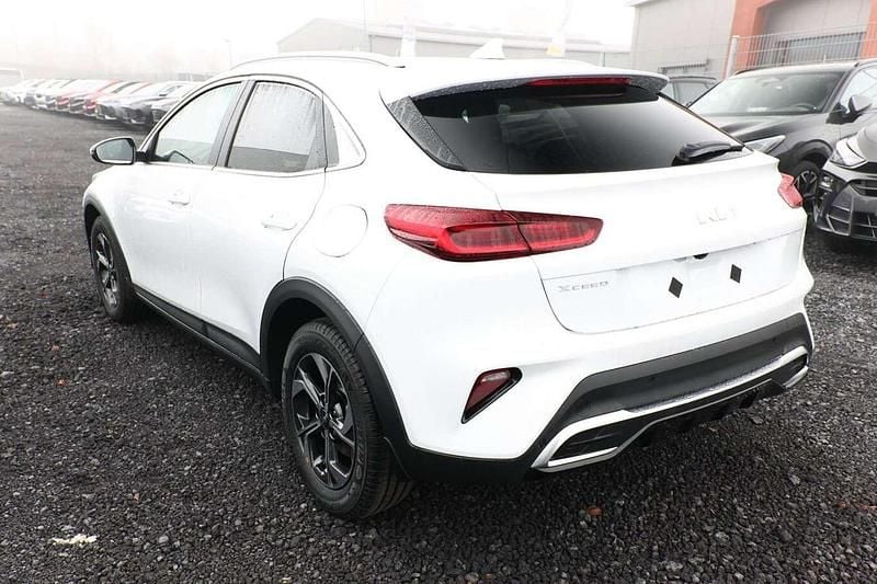 Neu Kia XCeed 150 PS (110 kW) 2025 Weiß SUV