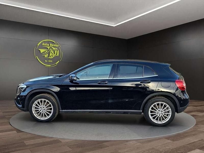 Gebraucht Mercedes GLA200 136 PS (100 kW) 2016 Schwarz SUV