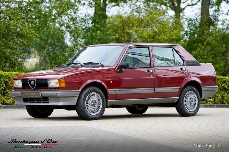 Gebraucht Alfa Romeo Giulietta 116 PS (85 kW) 1984 Rot Kleinwagen