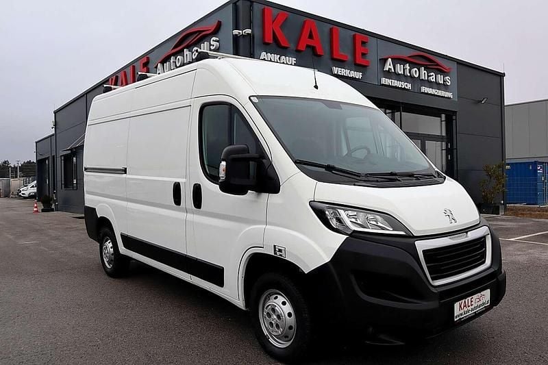 Gebraucht Peugeot Boxer S 140 PS (102 kW) 2020 Weiß Van