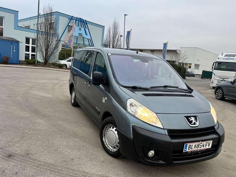 Gebraucht Peugeot Expert 120 PS (88 kW) 2008 Grau Van