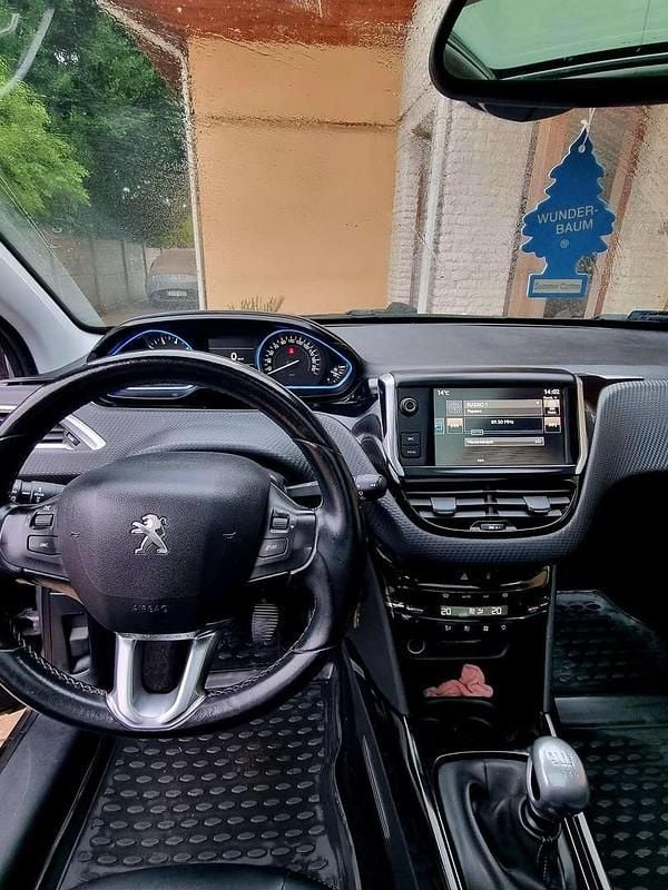 Gebraucht 2016 Peugeot 2008 Allure SUV | € 5.500 (Superpreis) - Bild 1/4