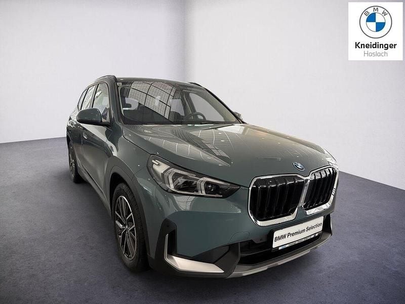 Cape york grün (green) Gebraucht 2023 BMW X1 Efficient Dynamics SUV | € 37.700 (Superpreis) - Bild 1/1