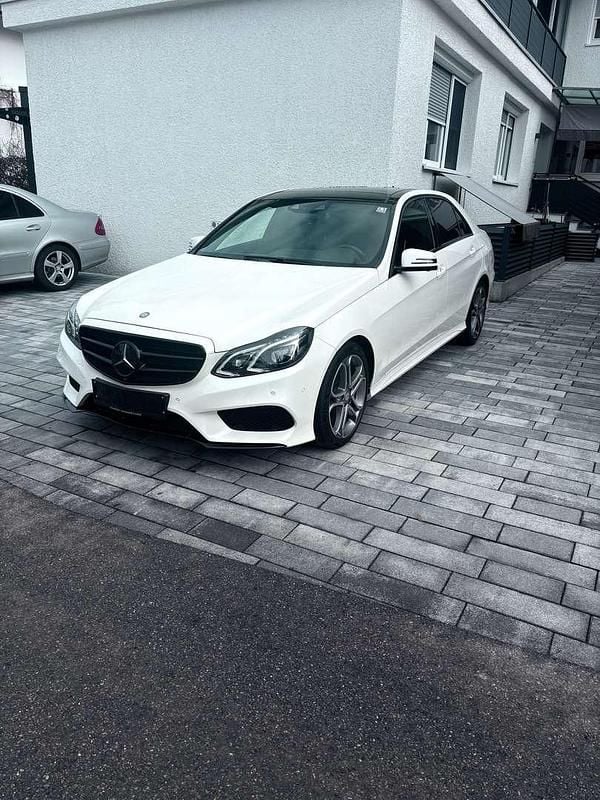 Gebraucht Mercedes E350 Avantgarde 258 PS (189 kW) 2016 Weiß Limousine