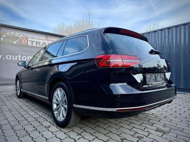 Gebraucht VW Passat Highline 150 PS (110 kW) 2019 Schwarz Kombi