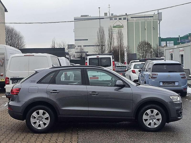 Gebraucht Audi Q3 Sport 140 PS (102 kW) 2013 Grau SUV
