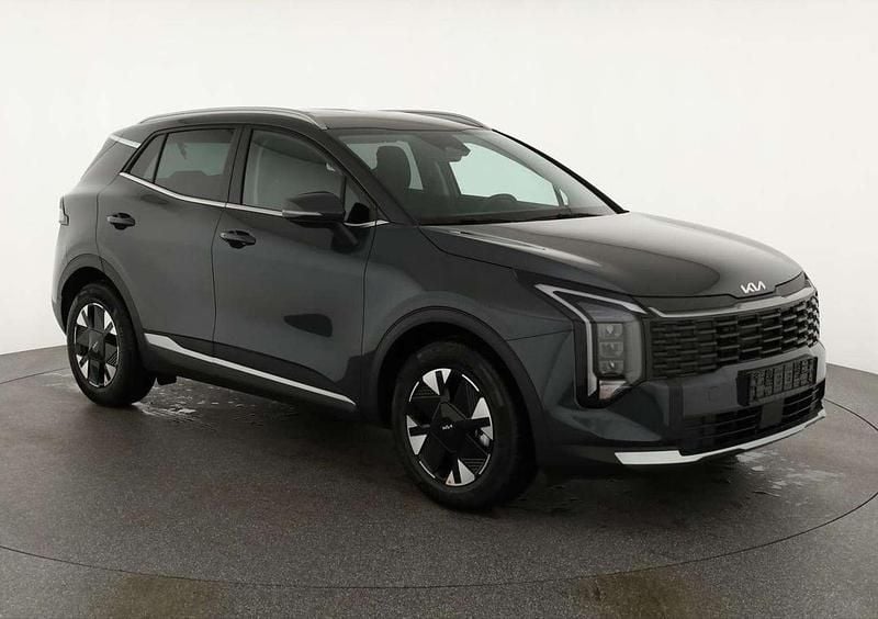 Schwarz Neu 2025 Kia Sportage Urban SUV | € 36.931 (Superpreis) - Bild 1/4