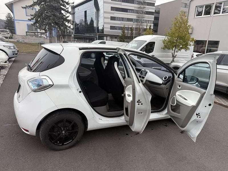 Gebraucht Renault Zoe Life 64 kW (88 PS) 2014 Weiß Kleinwagen