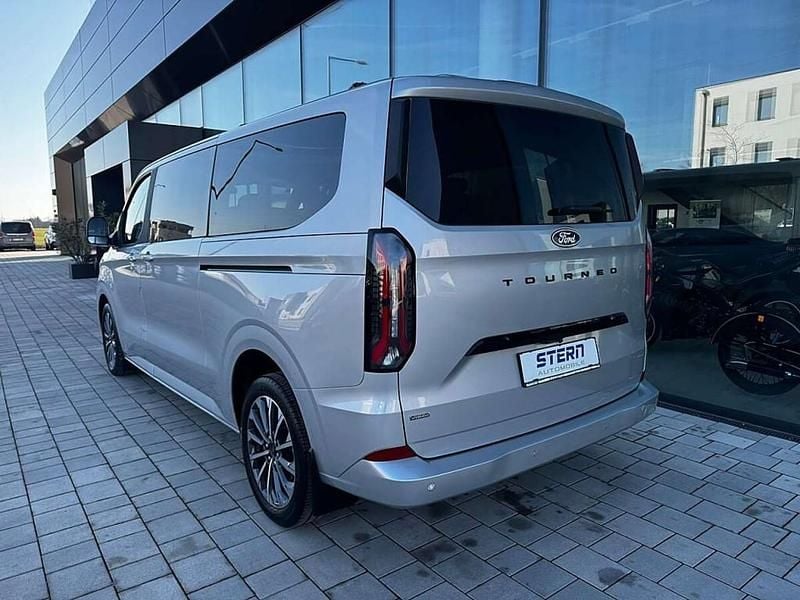 Gebraucht Ford Tourneo Custom Metall 233 PS (171 kW) 2025 Silber Van