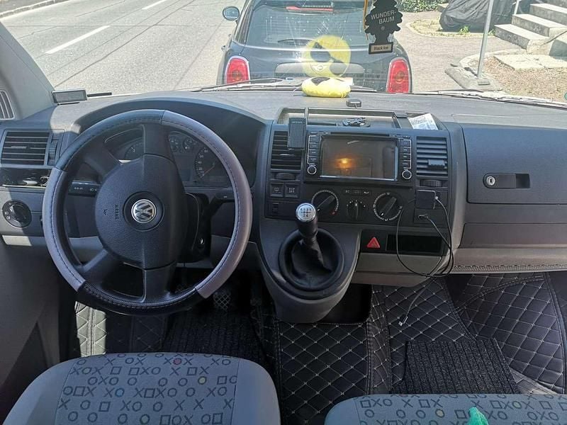 Weiß Gebraucht 2008 VW Caravelle Van / Kleinbus | € 14.990 - Bild 1/4