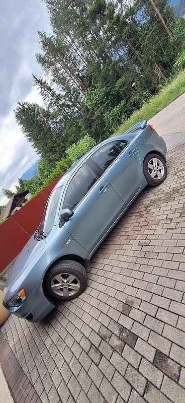 Gebraucht Mitsubishi Lancer Invite 143 PS (105 kW) 2008 Limousine