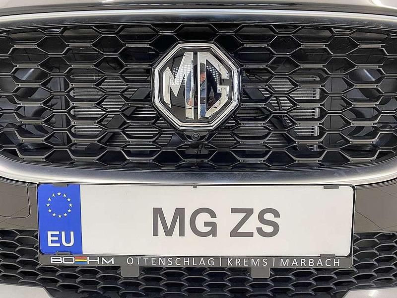 Neu MG ZS Luxury 106 PS (77 kW) 2025 Schwarz Limousine