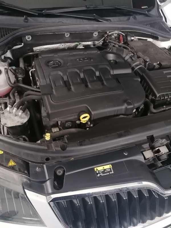 Gebraucht Skoda Octavia RS 184 PS (135 kW) 2016 Weiß Kleinwagen