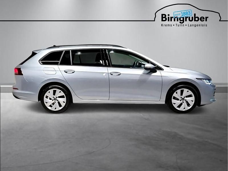 Gebraucht VW Golf VIII Business 116 PS (85 kW) 2025 Silber Kombi