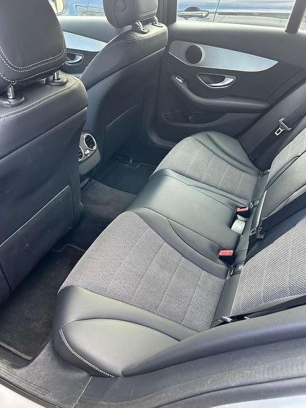 Gebraucht Mercedes C180 Avantgarde 156 PS (114 kW) 2016 Limousine