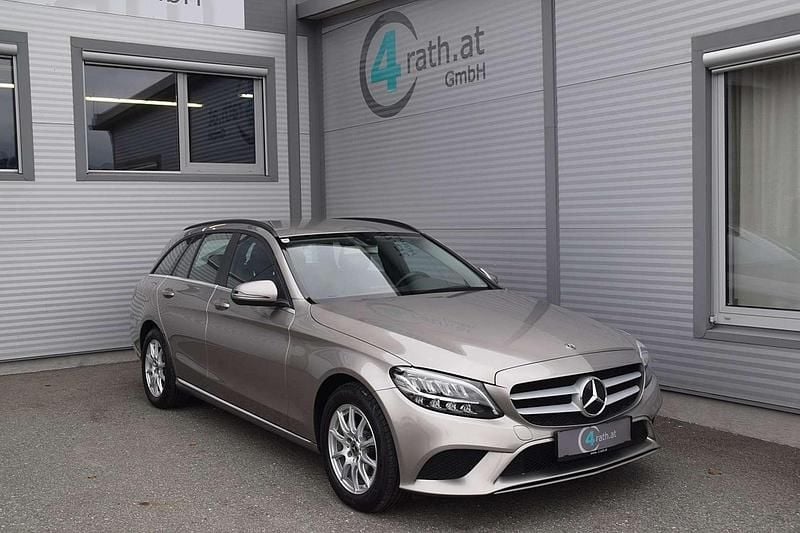 Silber Gebraucht 2020 Mercedes C180 Kombi | € 21.880 (Guter Preis) - Bild 1/4