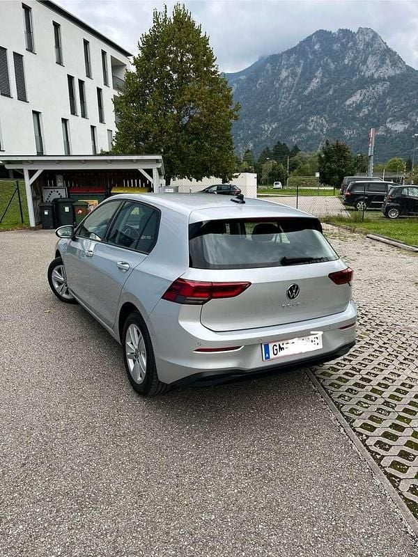 Gebraucht VW Golf VIII Life 131 PS (96 kW) 2020 Limousine