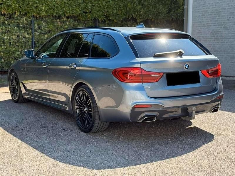 Gebraucht BMW 530 265 PS (194 kW) 2018 Grau Kombi