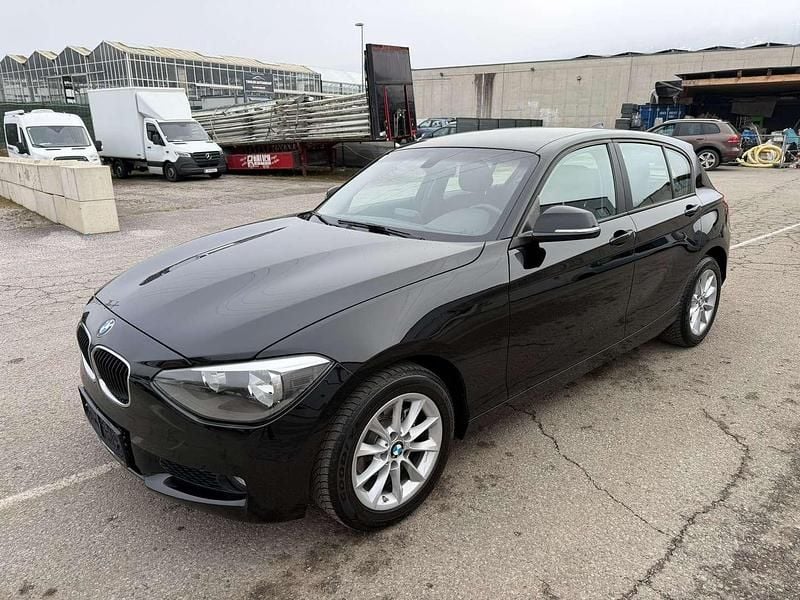Gebraucht BMW 114 102 PS (75 kW) 2015 Schwarz Kleinwagen