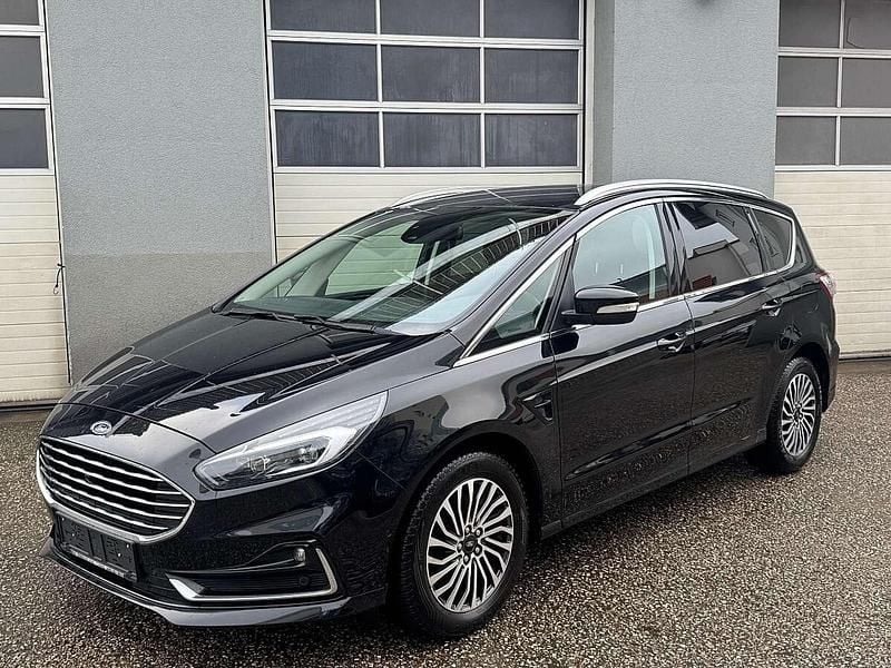 Gebraucht Ford S-MAX Business Edition 150 PS (110 kW) 2021 Schwarz Van / Kleinbus