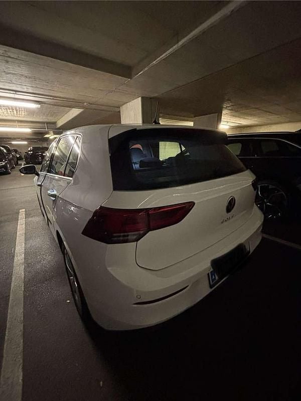 Gebraucht VW Golf Life 116 PS (85 kW) 2021 Weiß Limousine