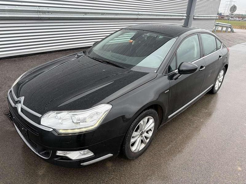 Schwarz Gebraucht 2018 Citroën C5 Exclusive Kleinwagen | € 14.500 - Bild 1/4