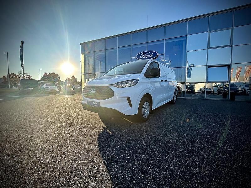Neu Ford Transit Custom Trend 150 PS (110 kW) 2025 Frozen white Van