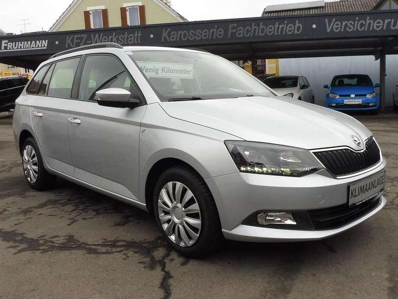 Gebraucht Skoda Fabia Ambition 90 PS (66 kW) 2015 Silber Kombi