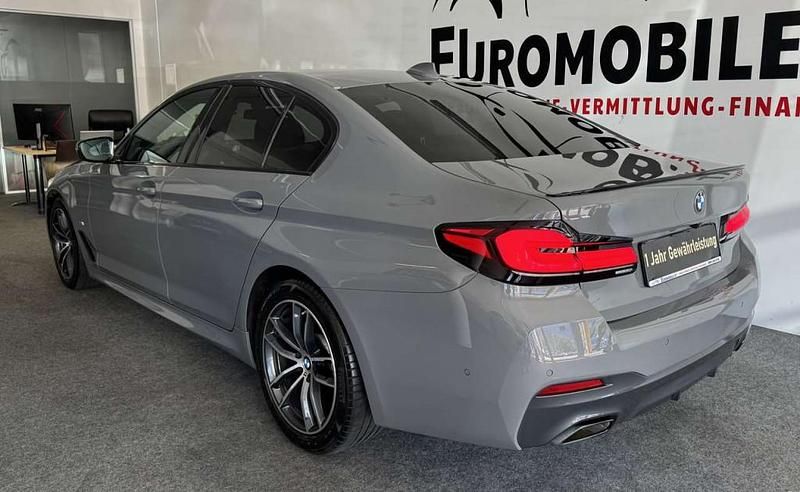 Gebraucht BMW 520 Shadowline 190 PS (139 kW) 2022 Grau Limousine