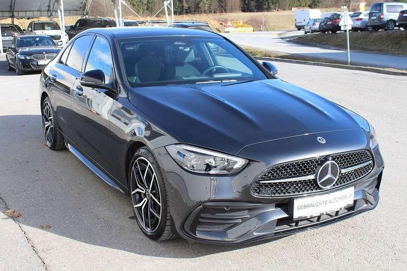 Gebraucht Mercedes C200 204 PS (150 kW) 2023 Grau Limousine