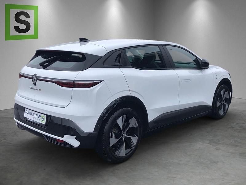 Gebraucht Renault Megane E-Tech Equilibre 160 kW (218 PS) 2022 Weiß Limousine