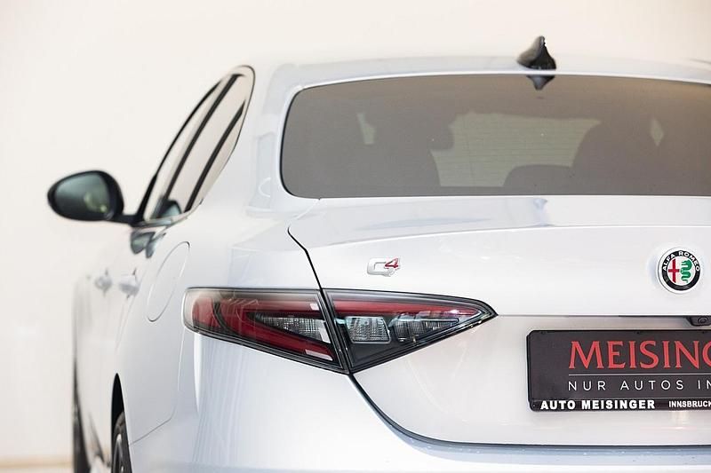 Gebraucht Alfa Romeo Giulia Sprint 280 PS (205 kW) 2025 Weiß Limousine