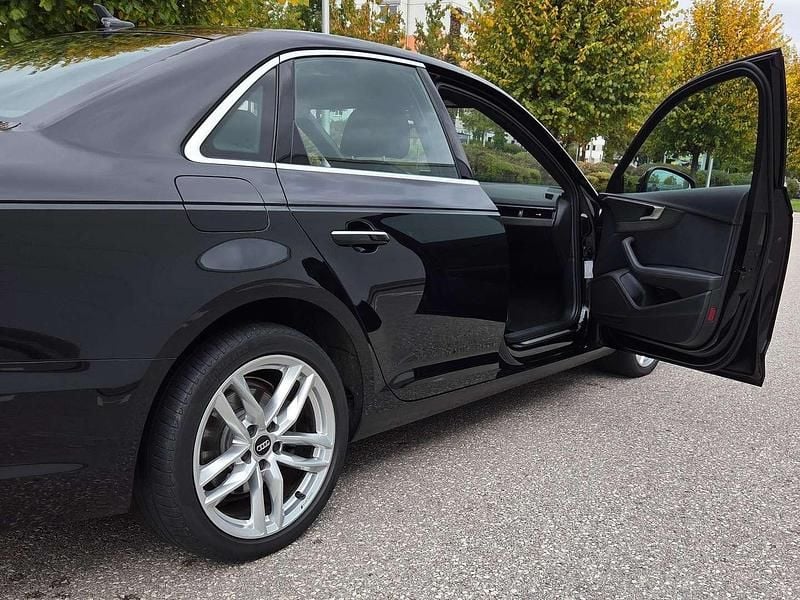 Gebraucht Audi A4 Design 150 PS (110 kW) 2019 Schwarz Limousine