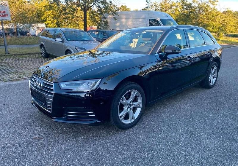 Gebraucht Audi A4 150 PS (110 kW) 2019 Schwarz Kombi