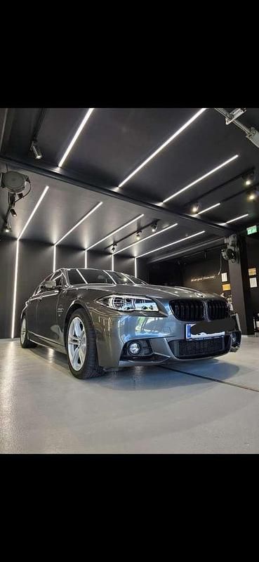 Gebraucht 2016 BMW 520 M Sport Limousine | € 35.999 - Bild 1/4