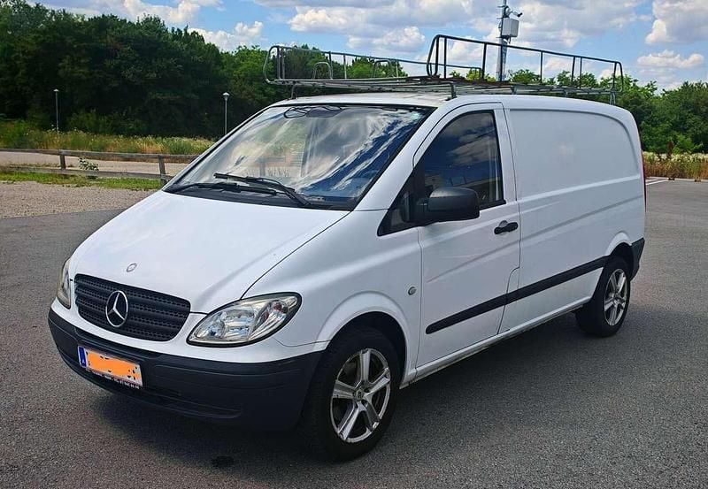 Weiß Gebraucht 2011 Mercedes Vito Van | € 7.950 (Guter Preis) - Bild 1/4