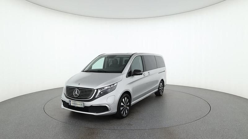 Brillantsilber metal Gebraucht 2024 Mercedes EQV300 Avantgarde Kombi | € 44.990 (Superpreis) - Bild 1/1