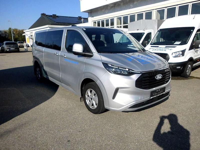 Gebraucht Ford Transit Custom Limited 170 PS (125 kW) 2025 Silber Kombi