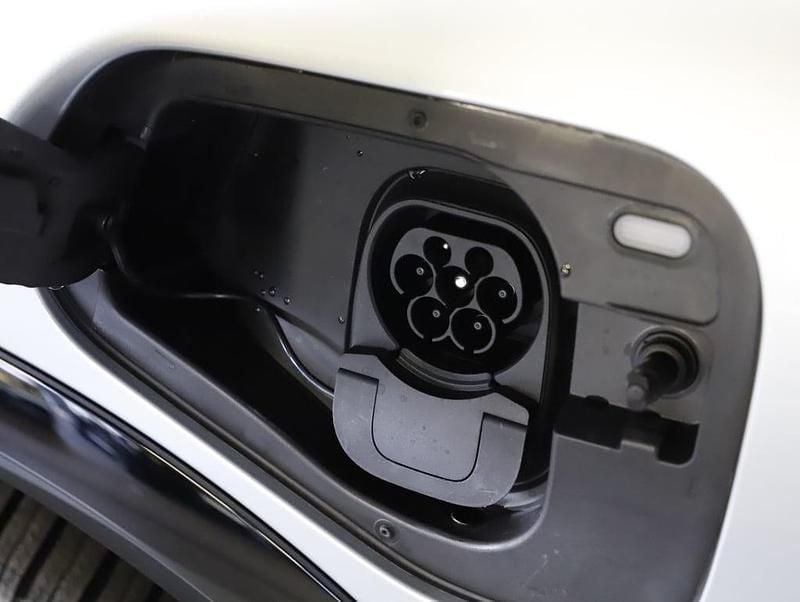 Neu VW Tiguan Sport 204 PS (150 kW) 2025 Weiss  metallicperleffekt SUV