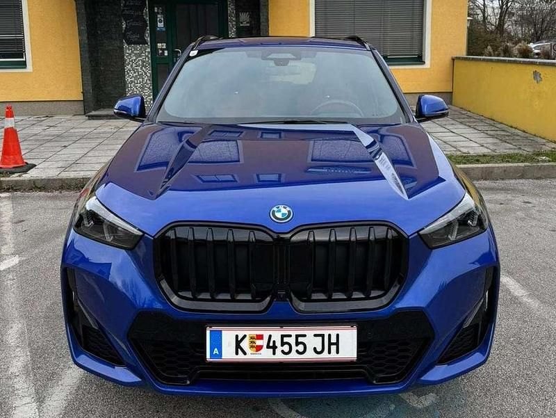 Blau Gebraucht 2024 BMW X1 SUV | € 44.990 (Fairer Preis) - Bild 1/4