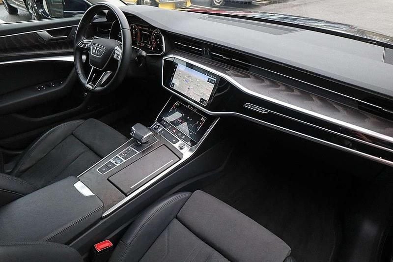 Gebraucht Audi A6 Sport 245 PS (180 kW) 2022 Blau Kombi