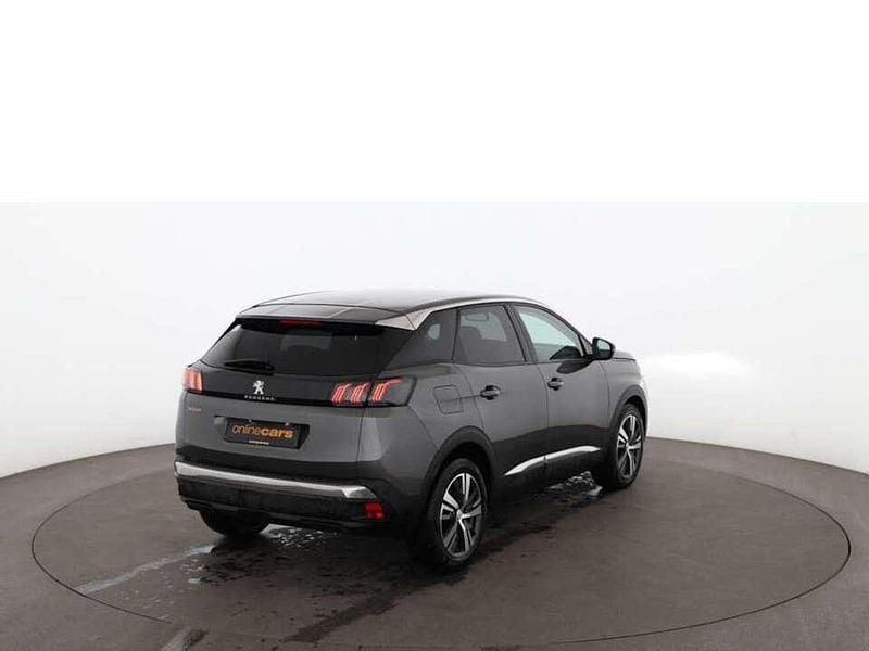 Gebraucht Peugeot 3008 Allure 131 PS (96 kW) 2022 Grau SUV