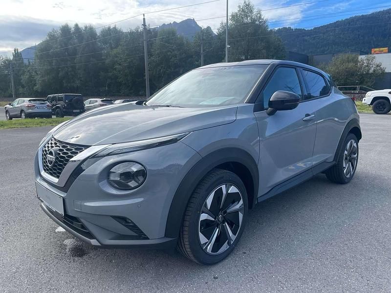 Grau Neu 2025 Nissan Juke N-Connecta SUV | € 28.490 - Bild 1/4