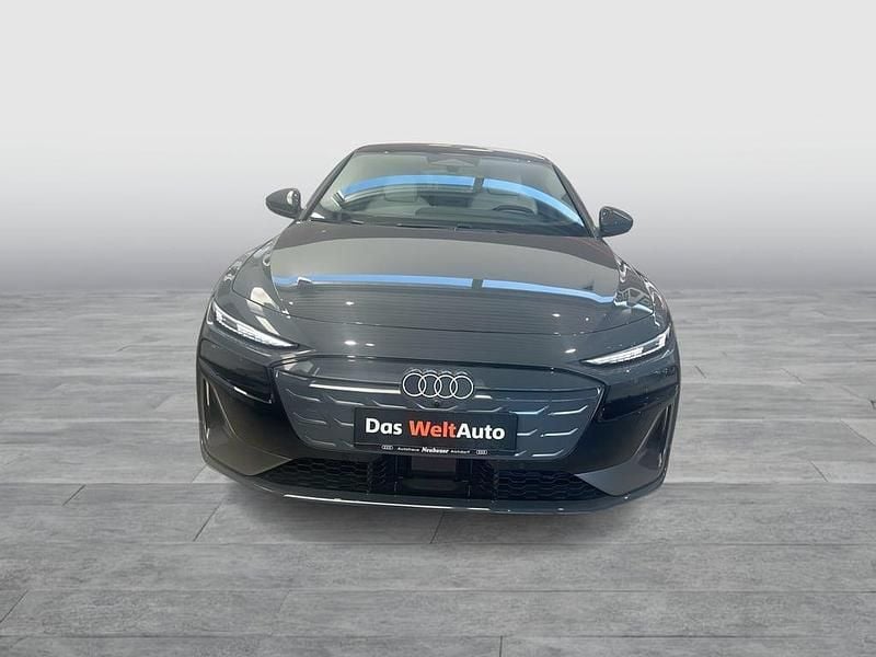 Neu Audi A6 e-tron 210 kW (286 PS) 2026 Hellgrau  metallic Kombi